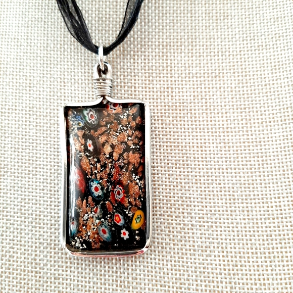 Jewelry - Elegant Necklace